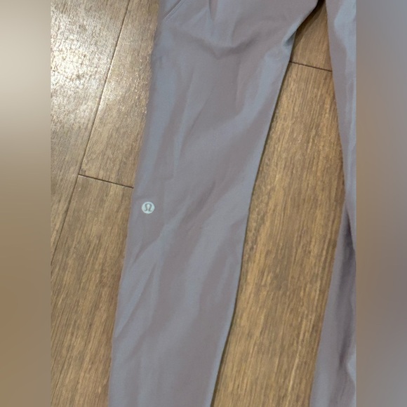 Lululemon Fast and Free Tight II 25" Non-Reflective Nulux in Violet Verbena Sz 6 - Picture 9 of 10